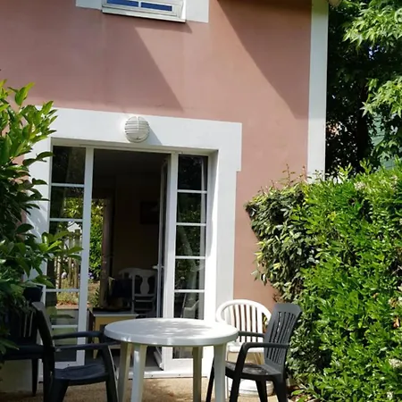 Le Cocon Des Alouettes Bed & Breakfast